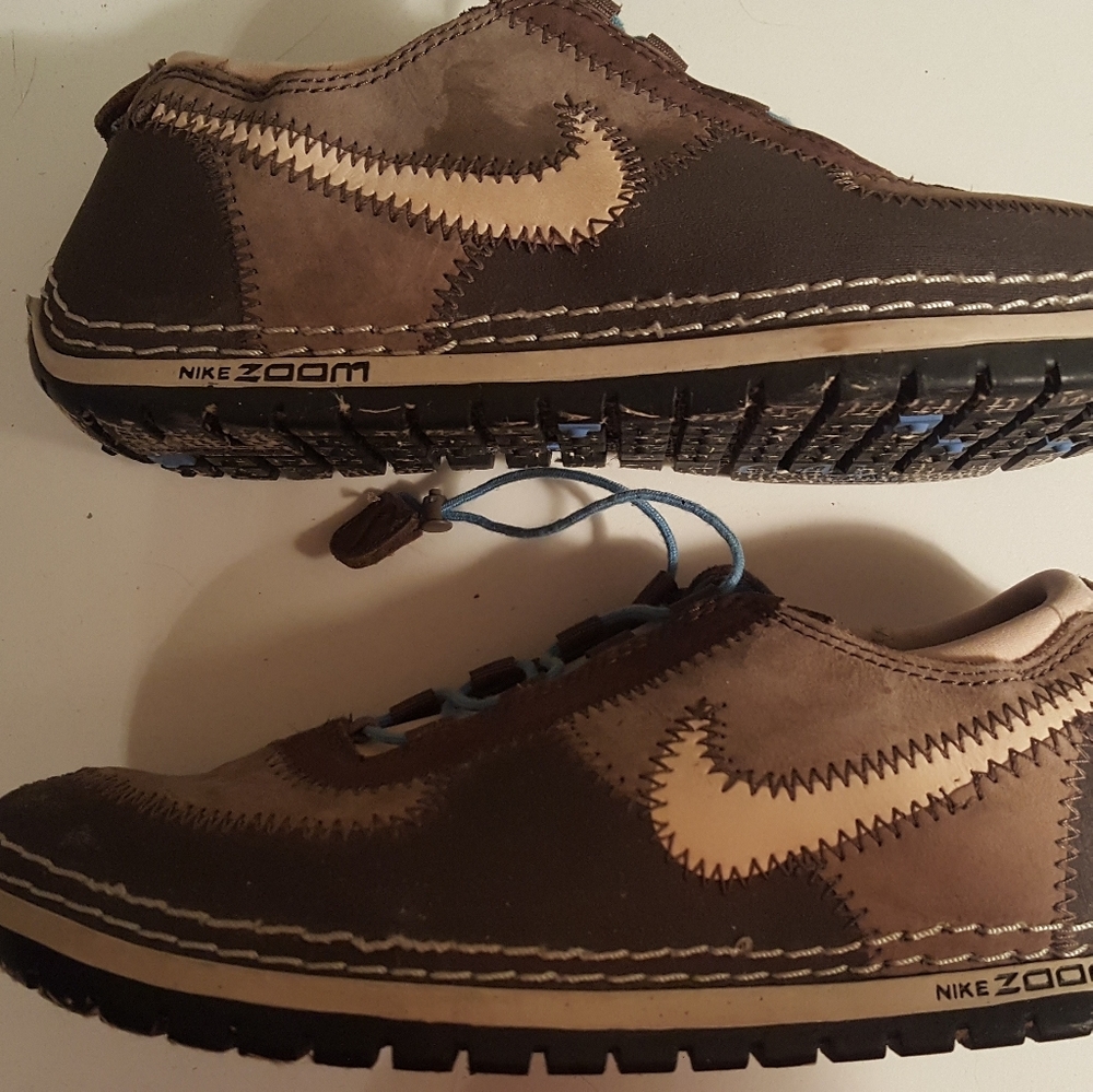 Vintage Nike Wallabys